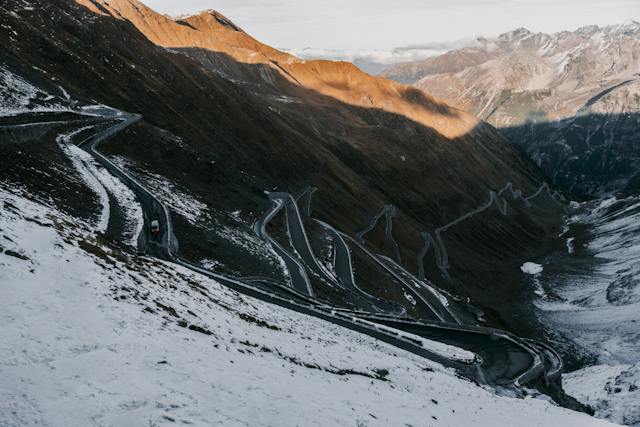 Esplorando il Parco Nazionale dello Stelvio: Una meraviglia naturale italiana